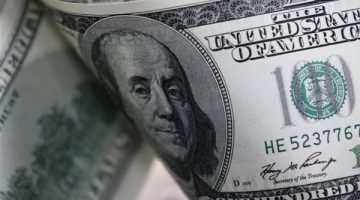 سعر الدولار رسمياً الآن| ماذا حدث للأخضر في البنوك بعد مؤتمر الحكومة؟