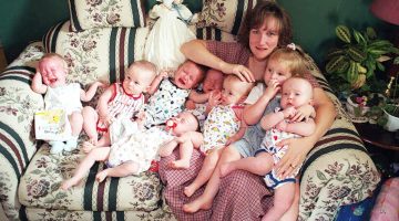 مفاجأه من العيار الثقيل… تركها زوجها في عام 1997 لأنها أنجبت 7 أطفال توأم “انظروا كيف أصبحوا بعد 20 سنة”